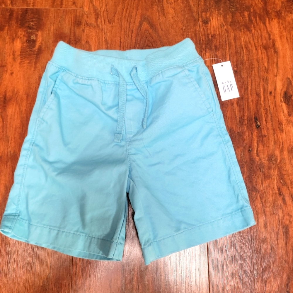 NWT Boys GAP shorts, size 3t Color: "Bahama Blue"